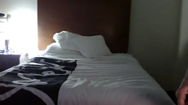 Snapshot of Flyingbrian69 chatting on 02-12-26, 11:16 Flyingbrian69 online show from 02-12-26, 11:16