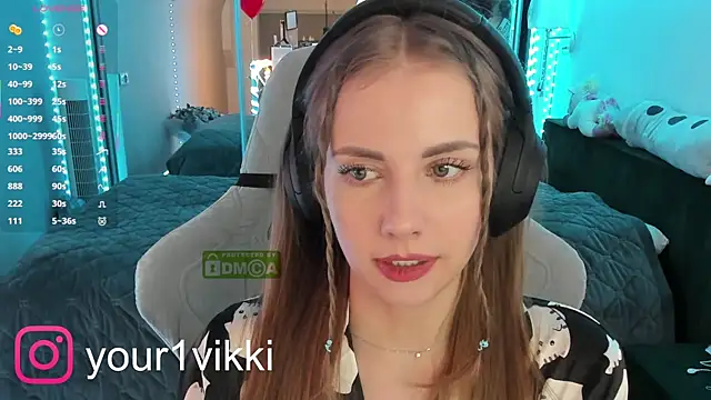 Vikki Cheese online show from 02-21-25, 12:38