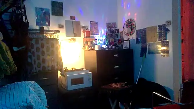 DownstairsSky online show from 12-20-24, 10:11