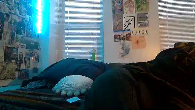 DownstairsSky online show from 12-22-24, 09:42