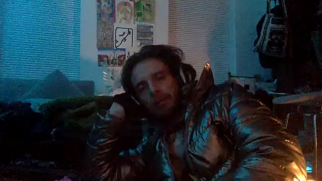 DownstairsSky online show from 12-25-24, 08:07