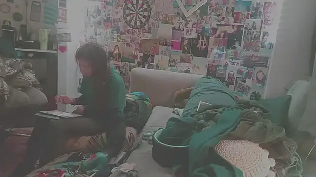 DownstairsSky online show from 02-04-25, 11:59