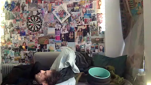 DownstairsSky online show from 02-07-25, 06:34