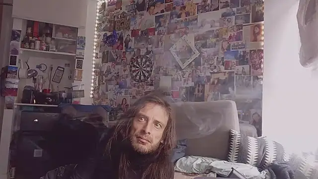 DownstairsSky online show from 03-06-25, 03:13