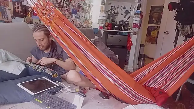 DownstairsSky online show from 03-16-25, 01:17