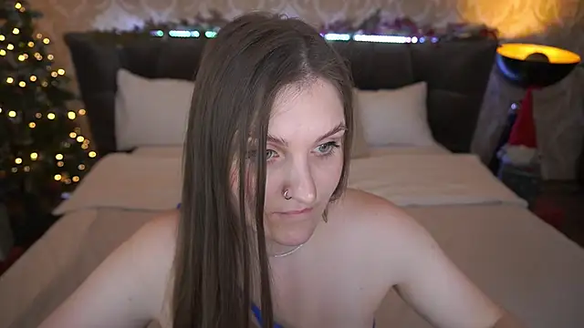 EmmyCharmm online show from 12-30-24, 09:37