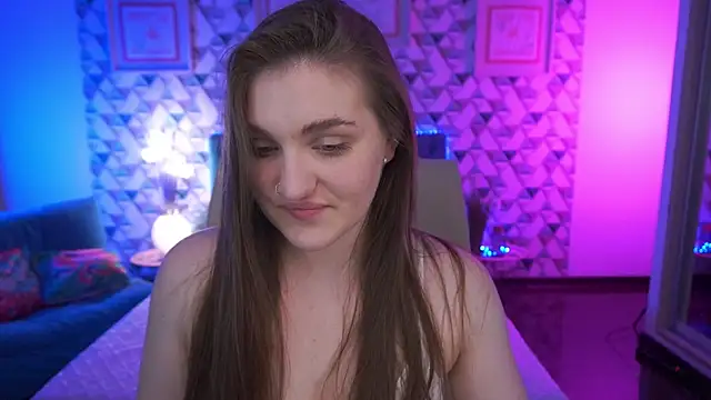 EmmyCharmm online show from 05-04-26, 05:58