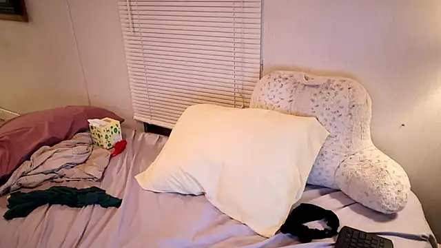 xxpixeyxx online show from 09-30-25, 03:33