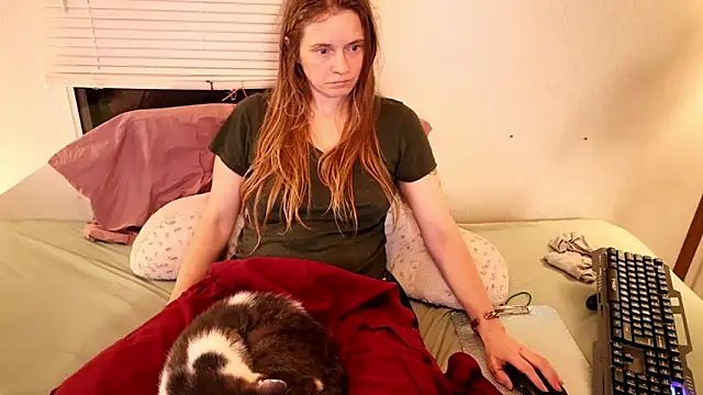 xxpixeyxx online show from 03-12-26, 09:37