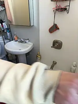 demonslayerr999 online show from 01-13-25, 06:38