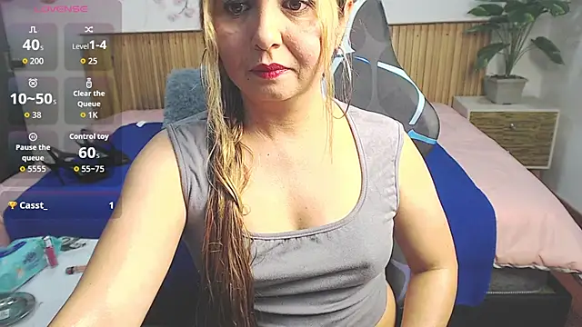 Snapshot of rose_meyer chatting on 10-26-25, 04:24 rose meyer online show from 10-26-25, 04:24