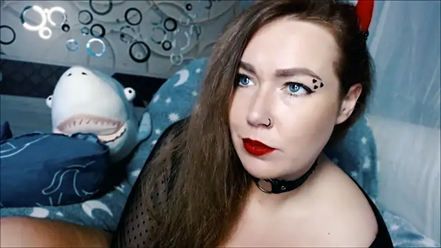 tia meow online show from 10-28-25, 01:14