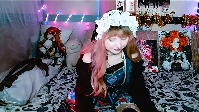 Usagi Blush  online show from 01-08-25, 02:03