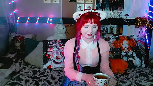 Usagi Blush  online show from 01-29-25, 06:28