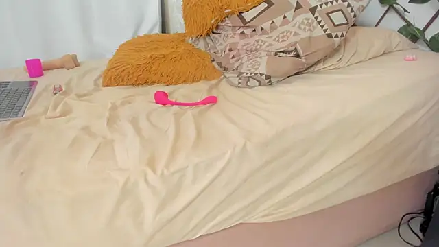 Latina BigBoobs online show from 12-25-24, 05:47