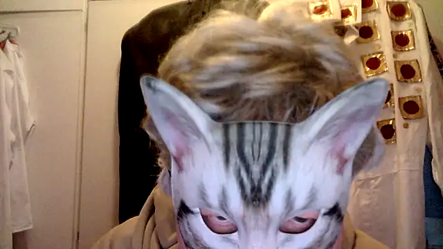 Snapshot of Sigorius chatting on 03-05-26, 01:45 Sigorius online show from 03-05-26, 01:45