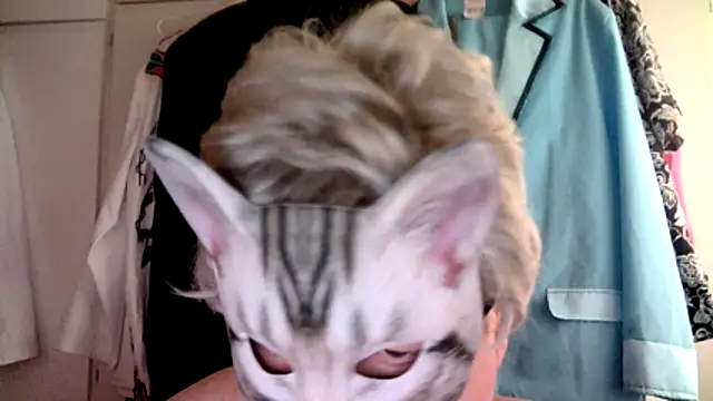 Snapshot of Sigorius chatting on 05-14-26, 12:23 Sigorius online show from 05-14-26, 12:23