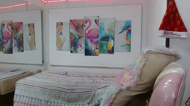 Snapshot of alegriamartinez chatting on 01-31-25, 01:12 alegriamartinez online show from 01-31-25, 01:12