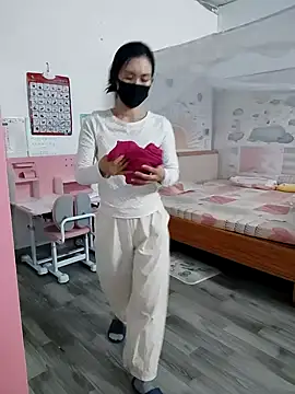 I AM NOT A SLUT online show from 09-26-25, 01:20