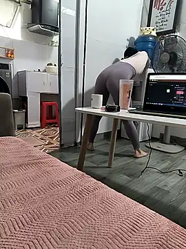 Snapshot of I_AM_NOT_A_SLUT chatting on 03-17-26, 03:00 I AM NOT A SLUT online show from 03-17-26, 03:00