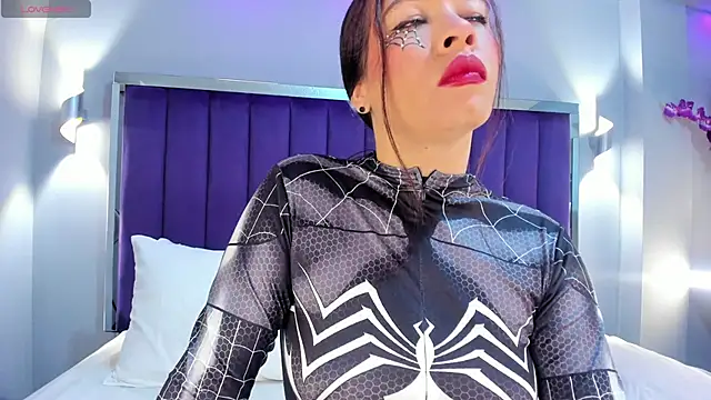 SaraRiley online show from 10-31-25, 11:17