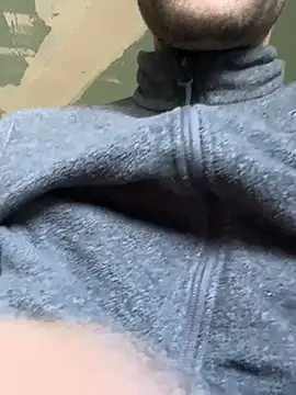 Snapshot of athenphysics chatting on 01-01-25, 12:11 athenphysics online show from 01-01-25, 12:11