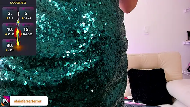 Alaia Ferrer  online show from 03-02-25, 09:32