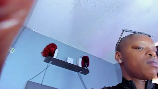 Coco Kiss online show from 02-25-26, 07:12