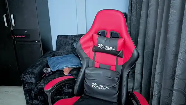 charlotee lovee69 online show from 10-06-25, 01:36