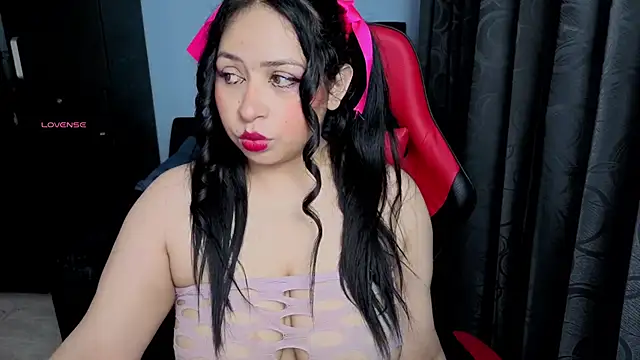 charlotee lovee69 online show from 10-09-25, 03:15