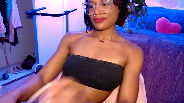 Snapshot of CocoSage chatting on 03-03-26, 08:20 CocoSage online show from 03-03-26, 08:20