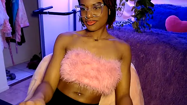 Snapshot of CocoSage chatting on 03-10-26, 04:50 CocoSage online show from 03-10-26, 04:50