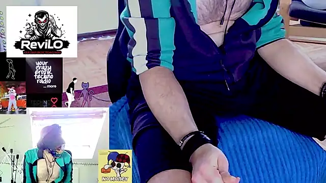 Snapshot of RevilO1180 chatting on 03-08-26, 09:02 RevilO1180 online show from 03-08-26, 09:02