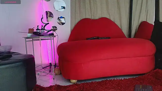 Natasha Wilde  online show from 06-11-26, 11:47