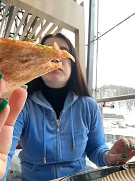 Teylor Love online show from 01-14-25, 12:56