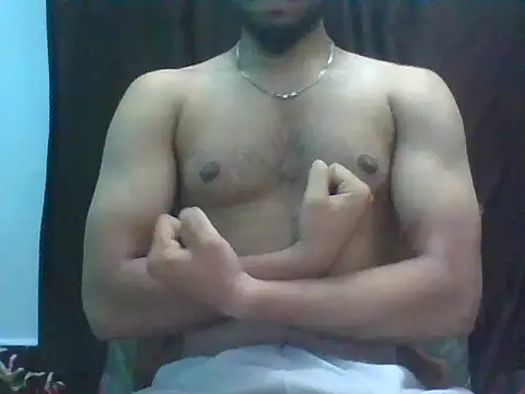 Snapshot of 8inchlegendbro chatting on 06-28-26, 03:01 8inchlegendbro online show from 06-28-26, 03:01