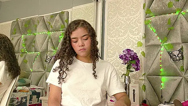 Angela lovee online show from 09-12-25, 12:49