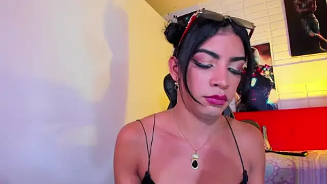 Alahia Rodriguez online show from 02-06-25, 10:32