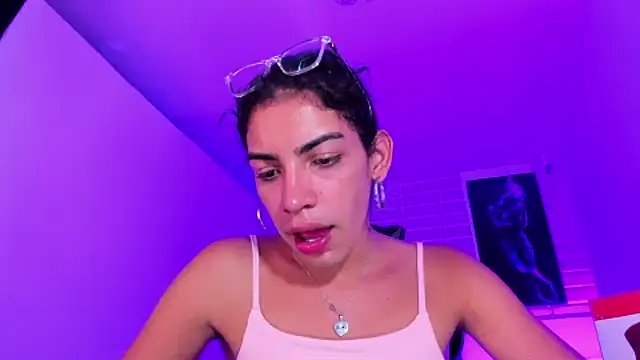 Alahia Rodriguez online show from 02-12-25, 09:01
