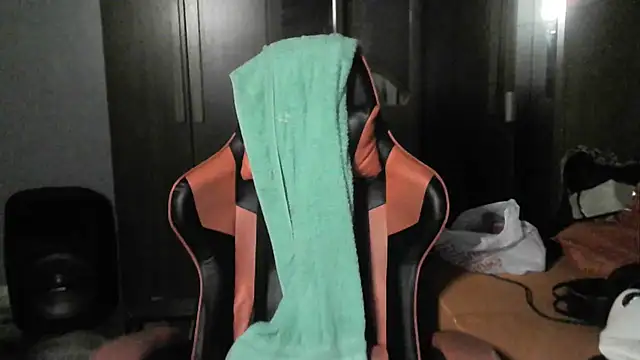 Snapshot of Galeego_DF chatting on 12-16-24, 03:40 Galeego DF online show from 12-16-24, 03:40