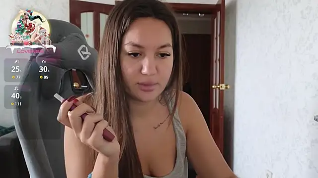 Snapshot of Nelly_Fischer chatting on 12-22-24, 09:00 Nelly Fischer online show from 12-22-24, 09:00