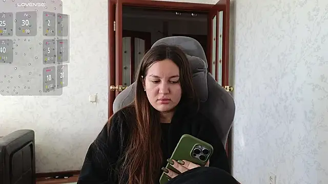 Snapshot of Nelly_Fischer chatting on 01-11-25, 11:02 Nelly Fischer online show from 01-11-25, 11:02