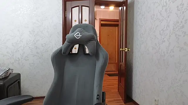 Snapshot of Nelly_Fischer chatting on 01-12-25, 01:37 Nelly Fischer online show from 01-12-25, 01:37