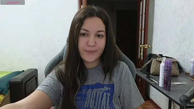 Snapshot of Nelly_Fischer chatting on 03-09-25, 05:17 Nelly Fischer online show from 03-09-25, 05:17