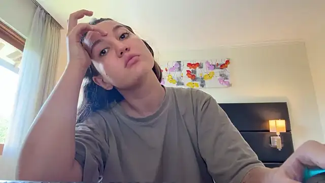 Snapshot of Nelly_Fischer chatting on 12-22-25, 05:48 Nelly Fischer online show from 12-22-25, 05:48