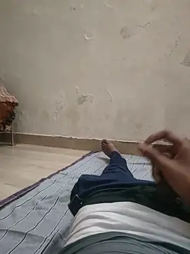 Snapshot of samlord261 chatting on 11-25-25, 11:10 samlord261 online show from 11-25-25, 11:10