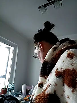 Ulyana72882 online show from 02-14-25, 06:34