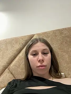 MilissaSee online show from 03-17-25, 04:01