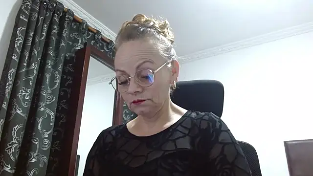 asleycavta online show from 11-20-25, 10:53