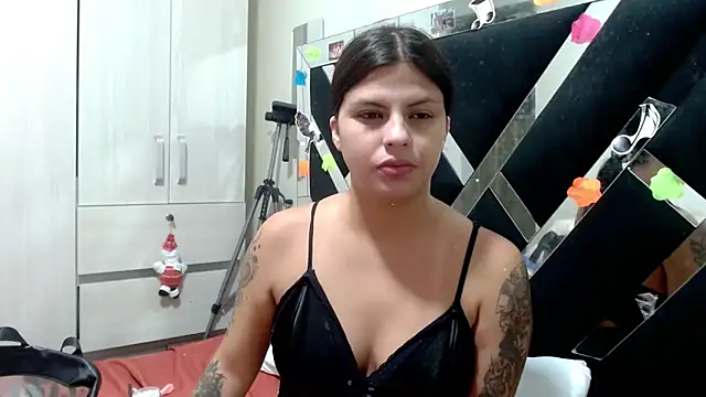 Snapshot of katery_wok11 chatting on 05-18-26, 04:29 katery wok11 online show from 05-18-26, 04:29